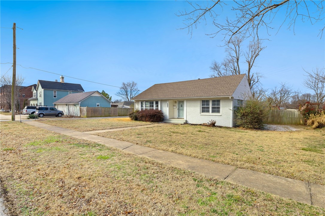 Demings 2nd Add Bentonville - Residential