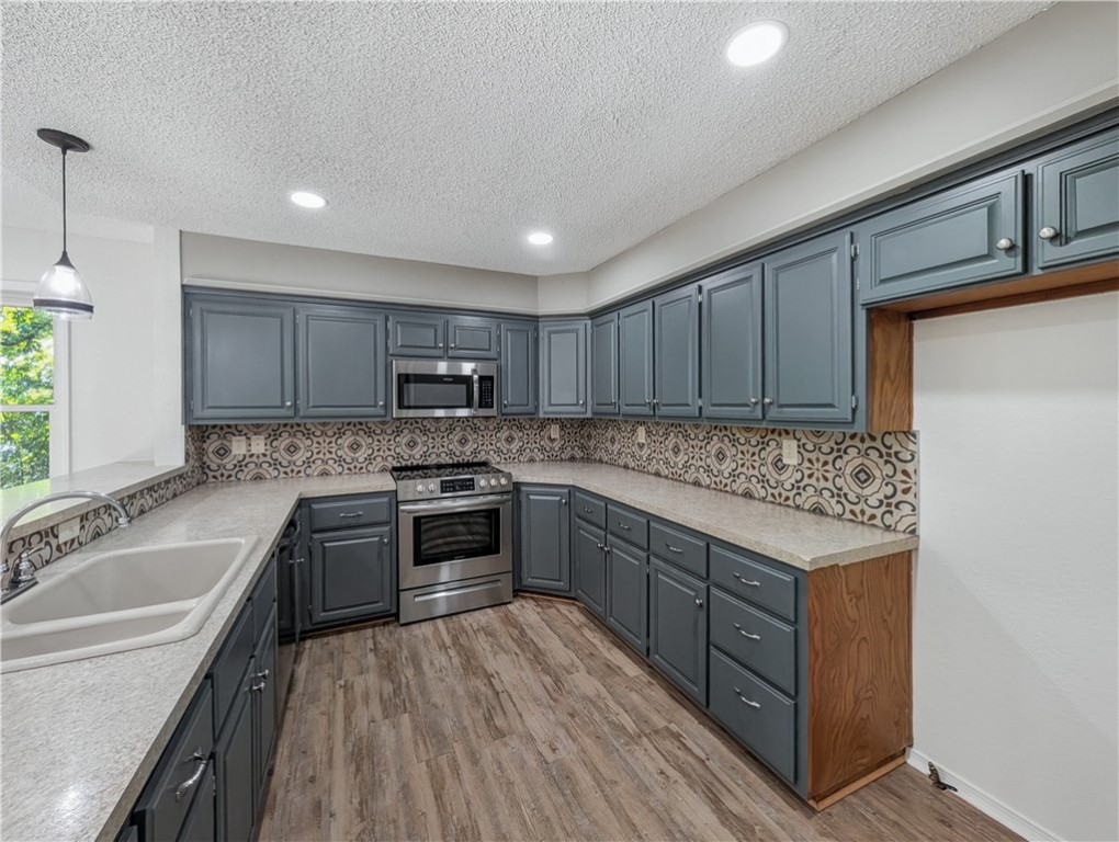 Brompton Courts Bvv - Residential