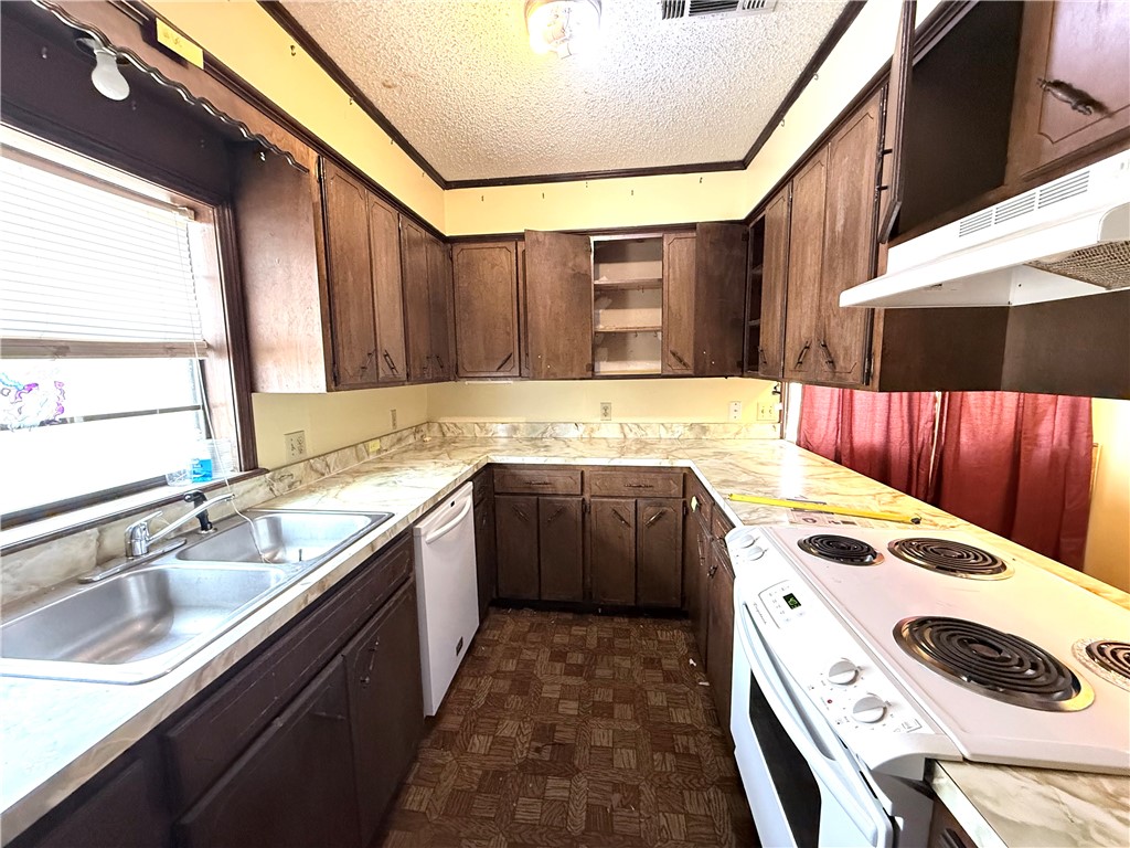 J L Shinn - Residential