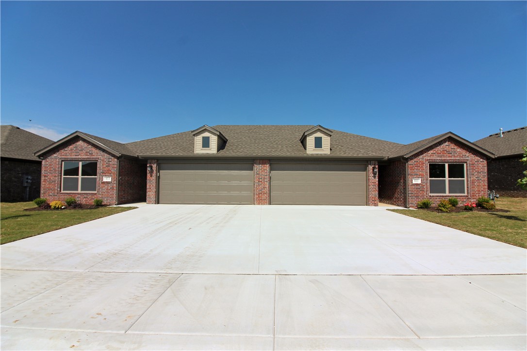 Kimmel Ridge Sub Centerton - Residential Lease