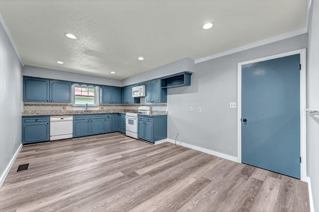 Norwood Acres 3rd Rogers - Residential