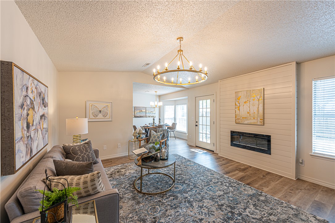 Walnut Heights - Residential