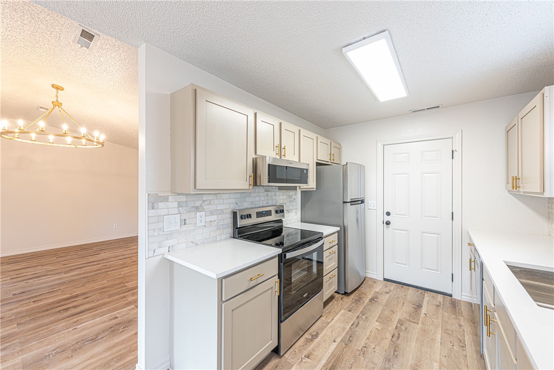 Walnut Heights - Residential