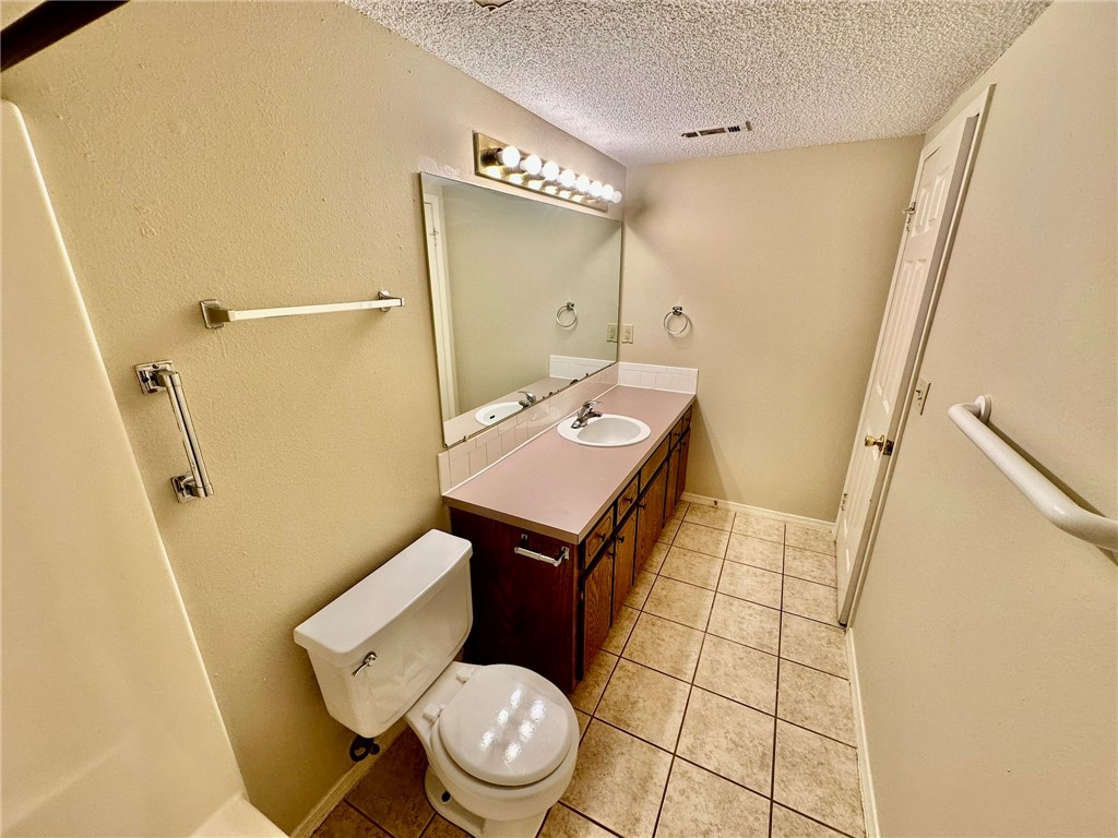 SUNDANCE ACRES PH 4-ROGERS - Residential Lease