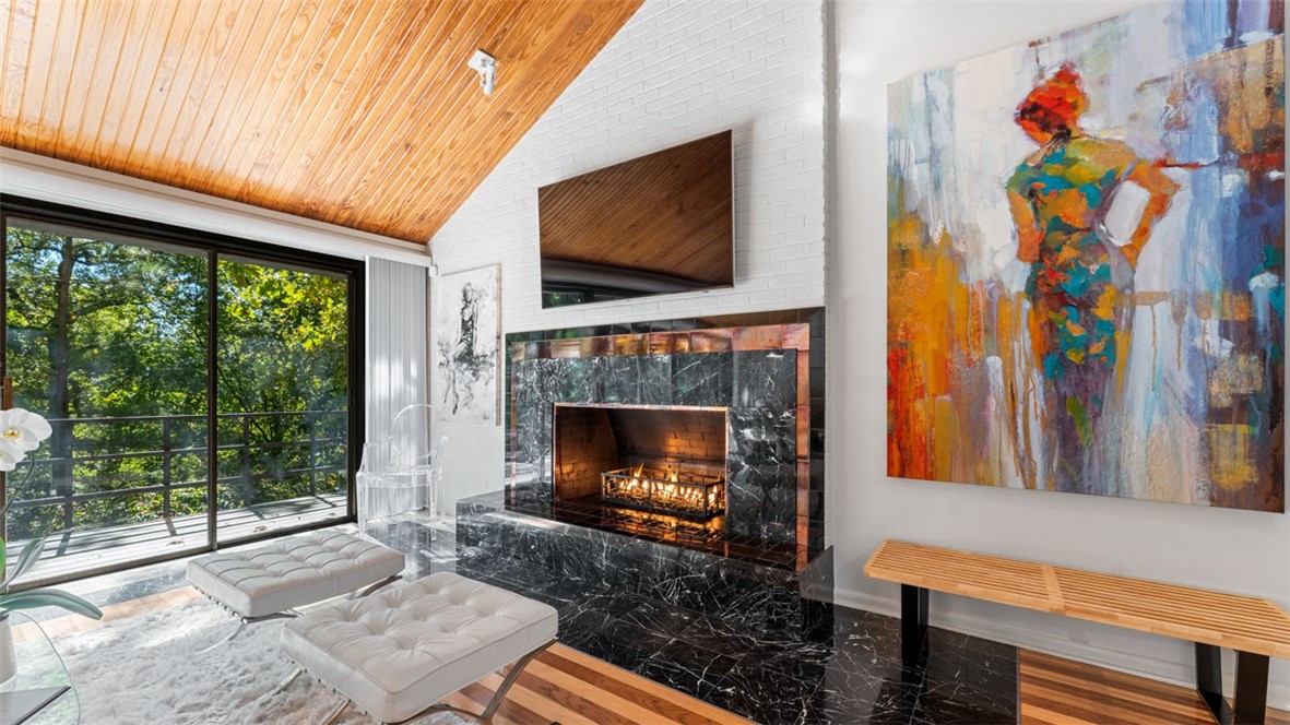 Tomlyn Valley - Residential