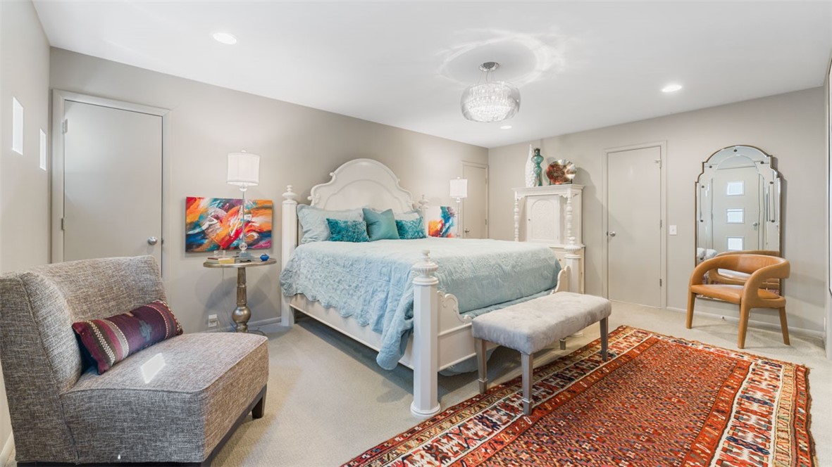 Tomlyn Valley - Residential