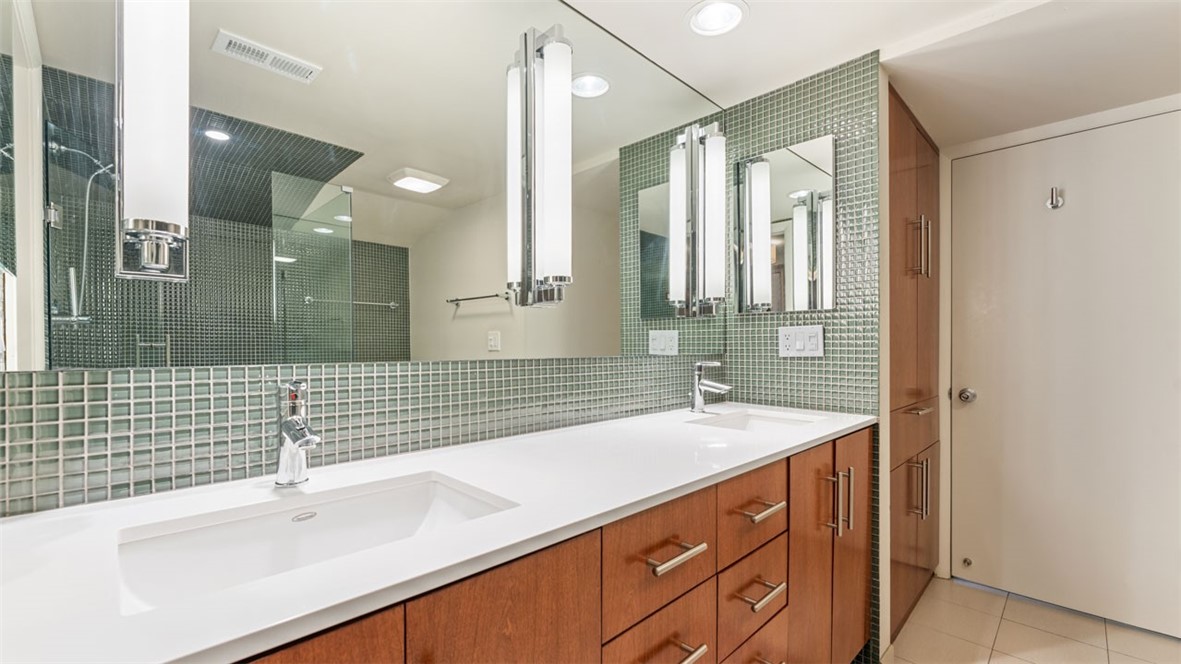 Tomlyn Valley - Residential