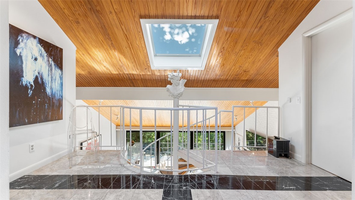 Tomlyn Valley - Residential