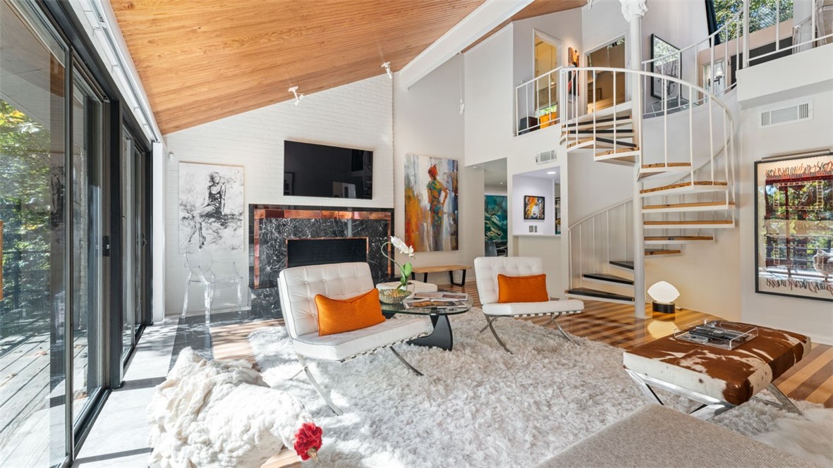 Tomlyn Valley - Residential