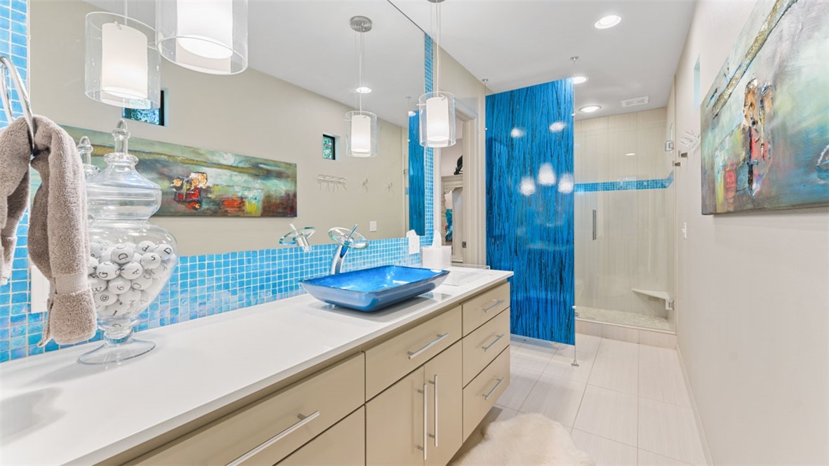 Tomlyn Valley - Residential