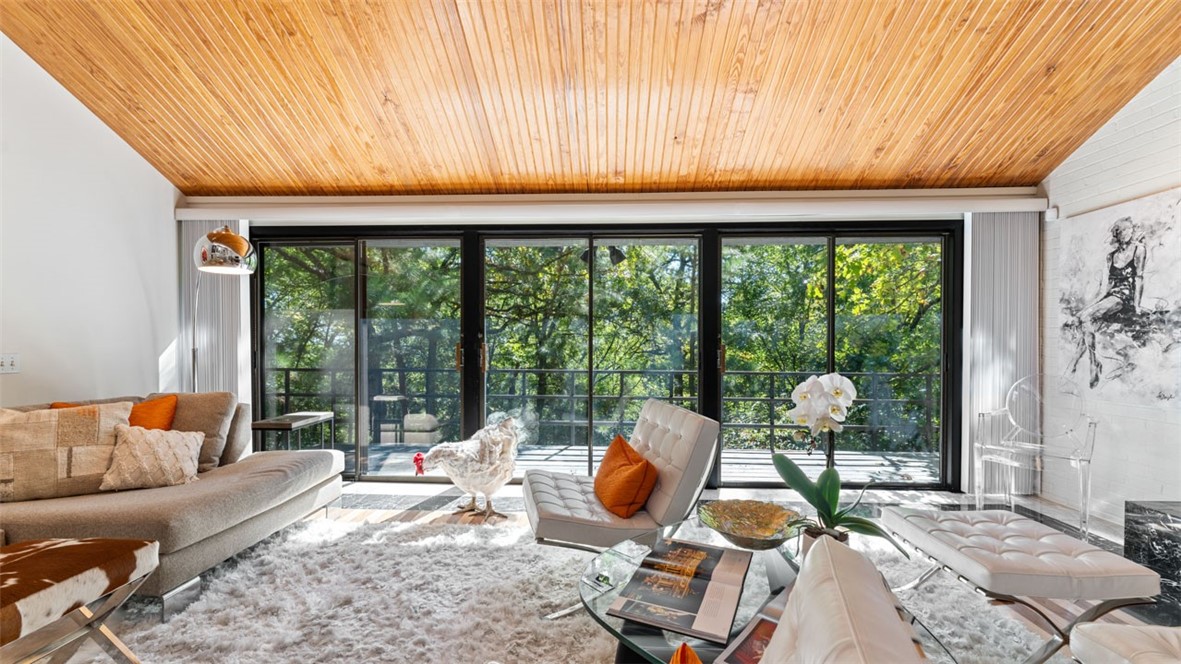 Tomlyn Valley - Residential