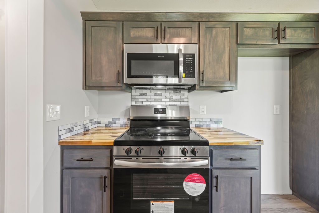 Olivewood Sub Unit 2 Rogers - Residential