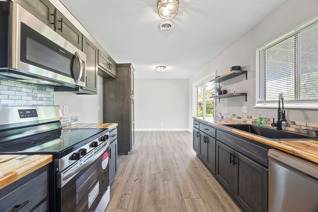 Olivewood Sub Unit 2 Rogers - Residential