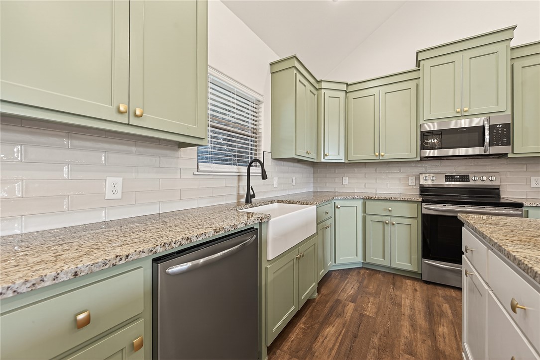 Legendary Sub Ph Ii D Springdale - Residential