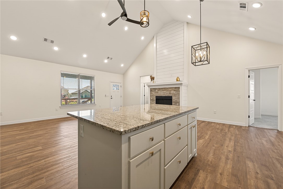 Legendary Sub Ph Ii D Springdale - Residential