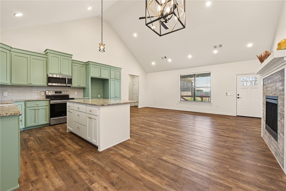 Legendary Sub Ph Ii D Springdale - Residential