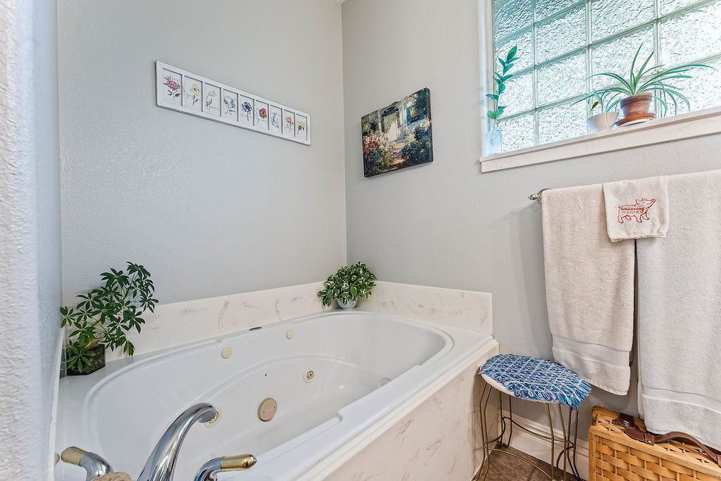 Maloree Woods Add Siloam Spgs - Residential