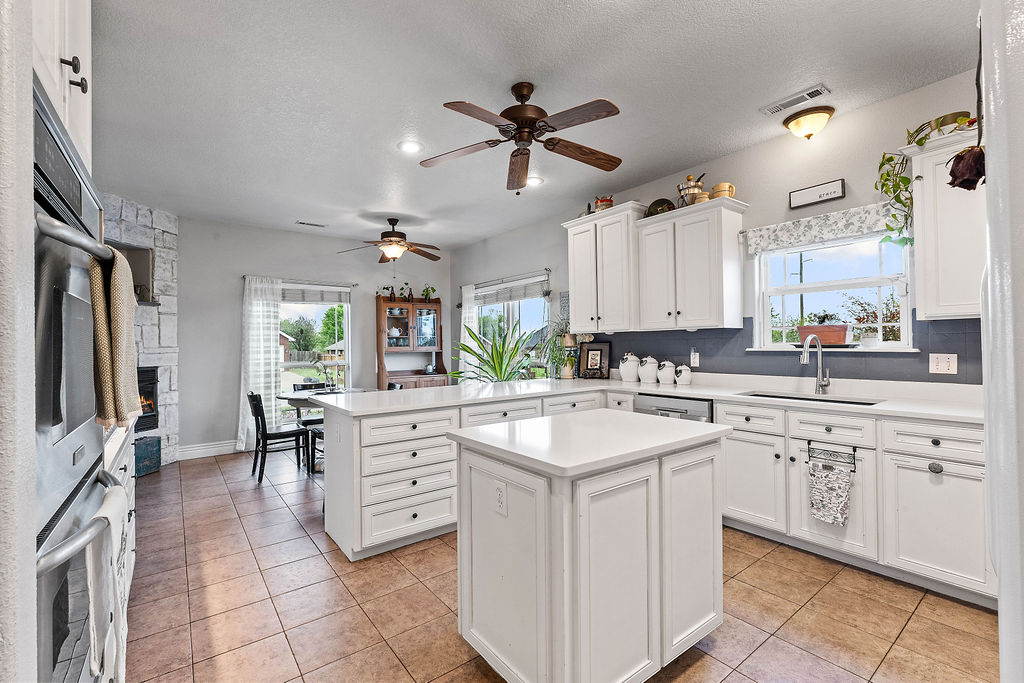 Maloree Woods Add Siloam Spgs - Residential