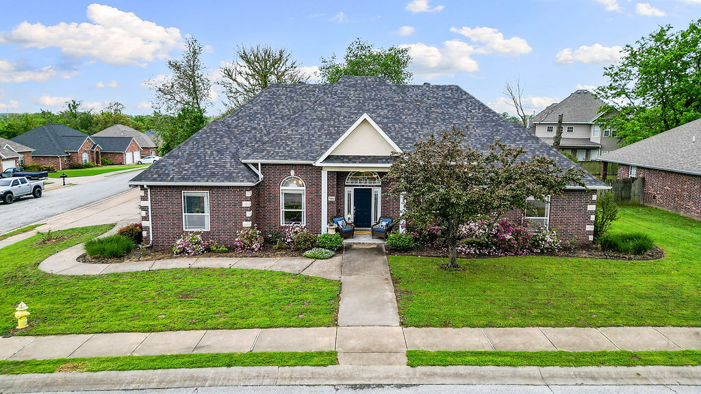 Maloree Woods Add Siloam Spgs - Residential