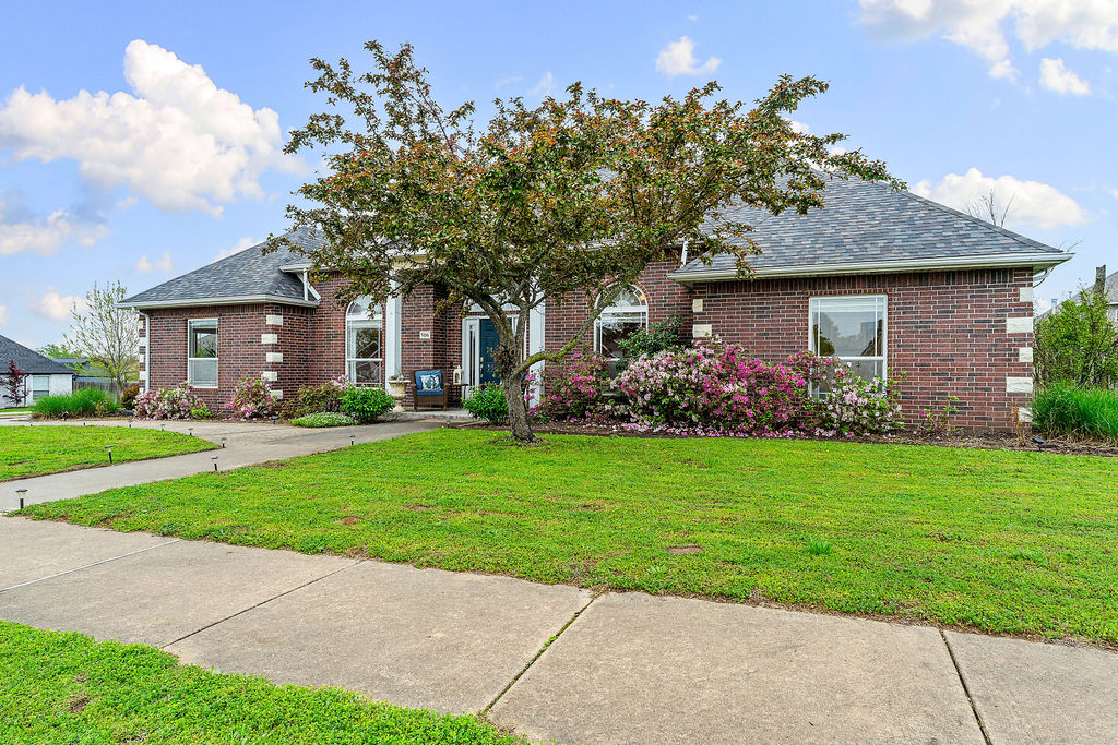 Maloree Woods Add Siloam Spgs - Residential