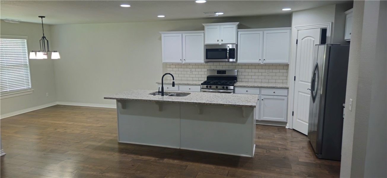 Summer View - Residential Lease