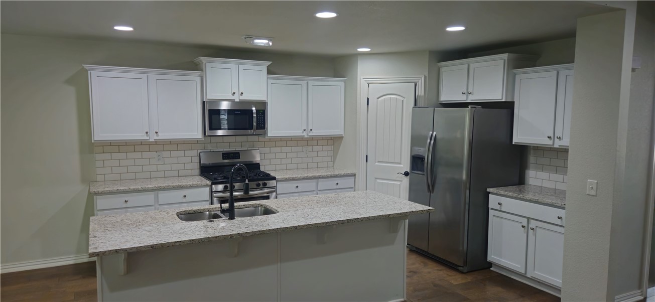 Summer View - Residential Lease