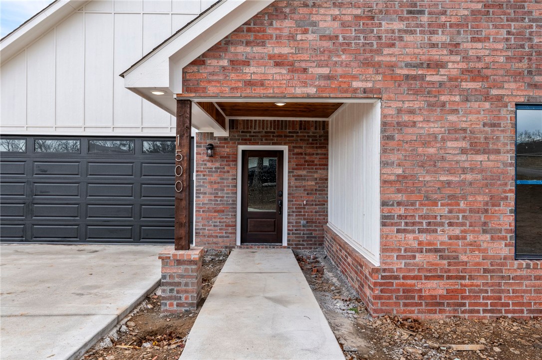 NORTH HILLS - Residential