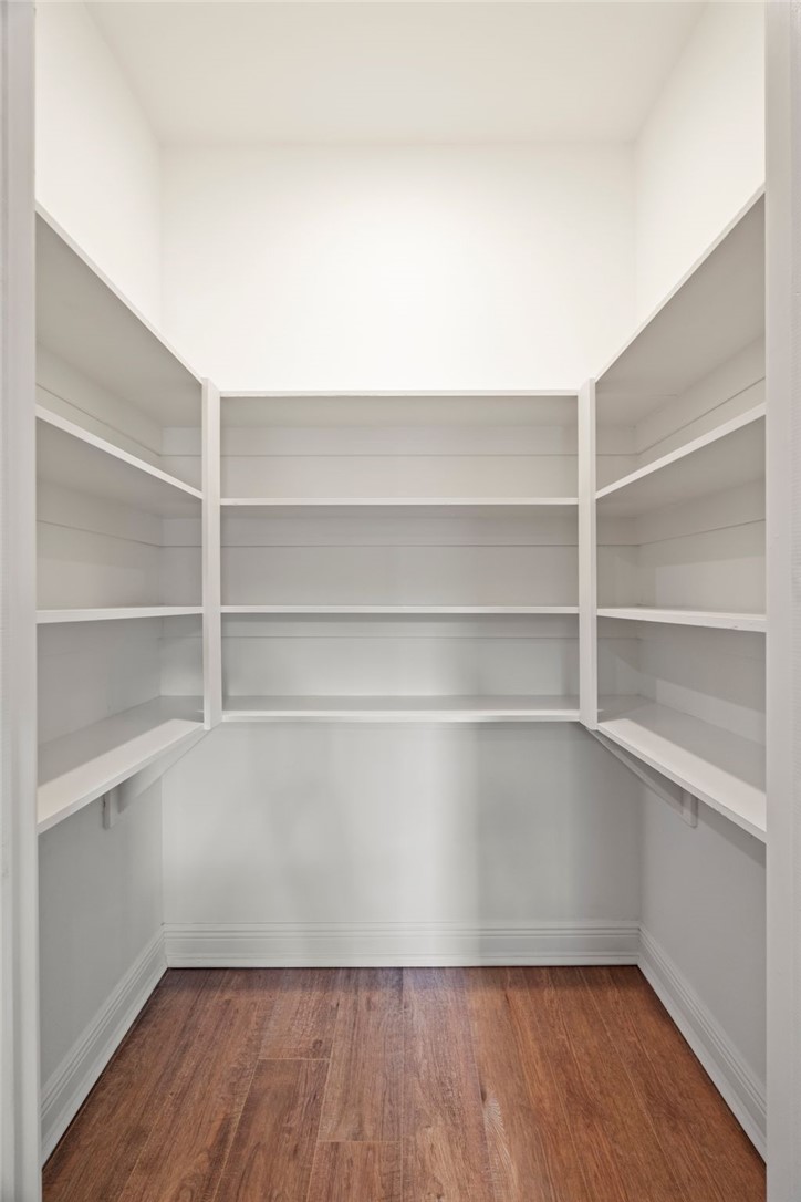 NORTH HILLS - Residential