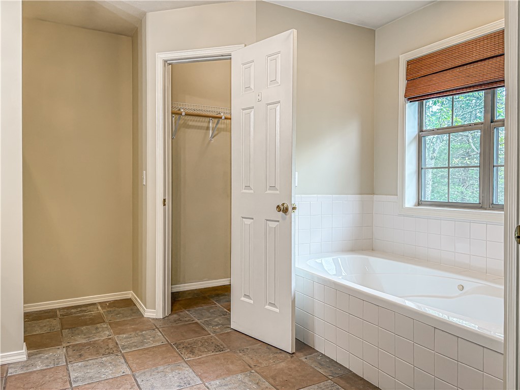 Rainbow Crossing - Residential