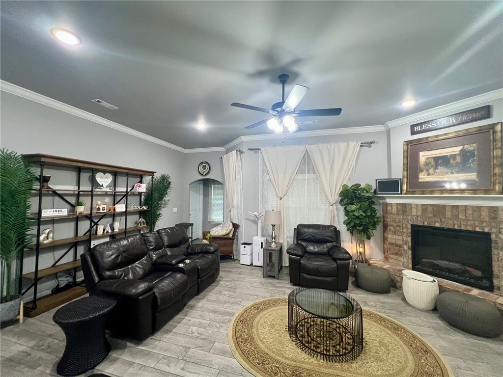 Pines Ph I, The Centerton - Residential Lease