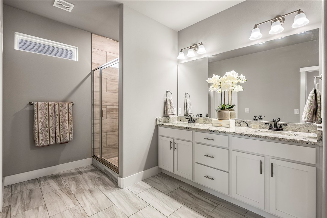 OSAGE HILLS SUB PH 1-BENTONVILLE - Residential