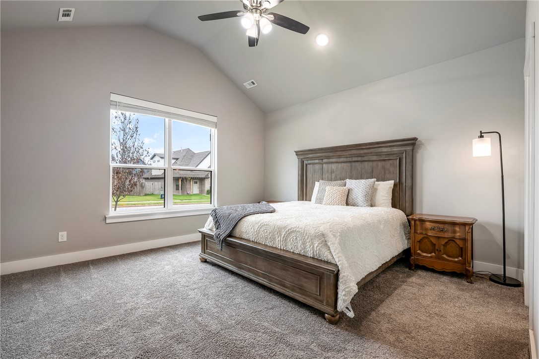 OSAGE HILLS SUB PH 1-BENTONVILLE - Residential