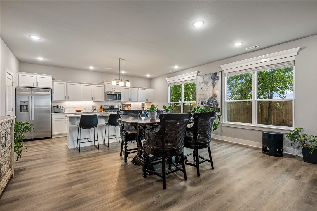 OSAGE HILLS SUB PH 1-BENTONVILLE - Residential