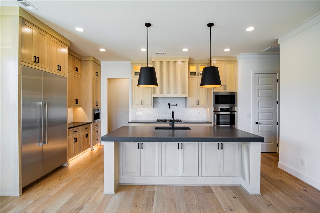 Shadow Valley Pud Ph Vii Rogers - Residential