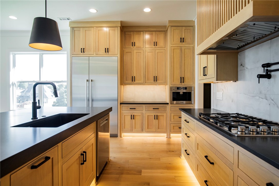 Shadow Valley Pud Ph Vii Rogers - Residential