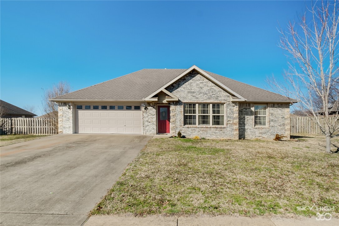 Beautiful 3 bedroom home just minutes away from Lake Sequoyah and the Middle Fork White River! Home includes: new oak engineered hardwood floors (2019), kitchen cabinet update (2020), new farmhouse sink (2019), new pump/filter for pool (2020), and the choice between Fayetteville and Elkins School Districts! Other features - vaulted ceilings, granite countertops in the kitchen, lots of natural lighting, and a large fenced in back yard. Priced to fly, act fast on this property!