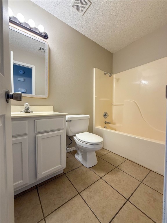 - - Residential Lease