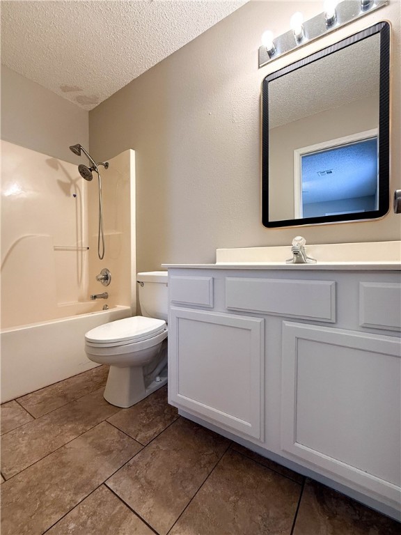 - - Residential Lease