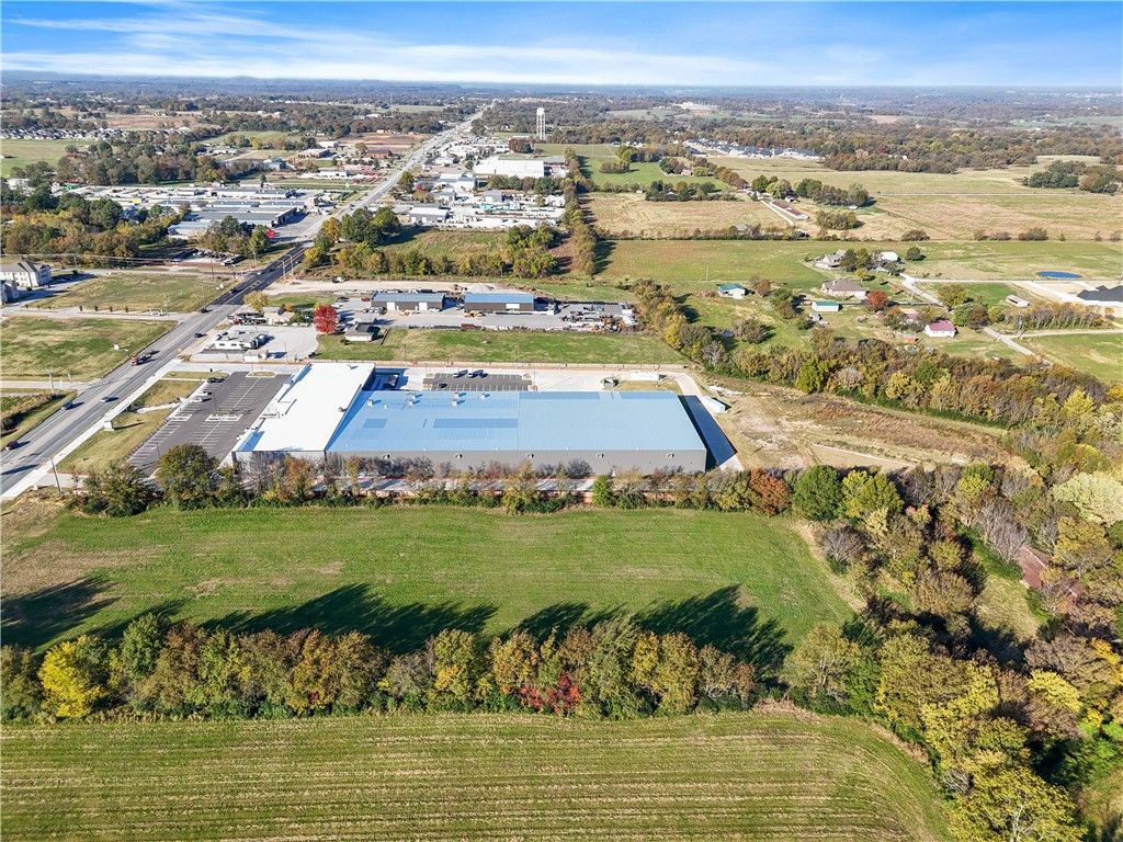 Tontitown Outlots - Commercial Lease