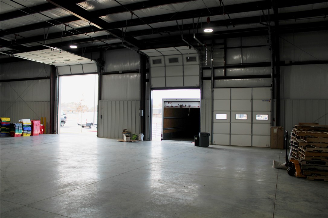 Tontitown Outlots - Commercial Lease