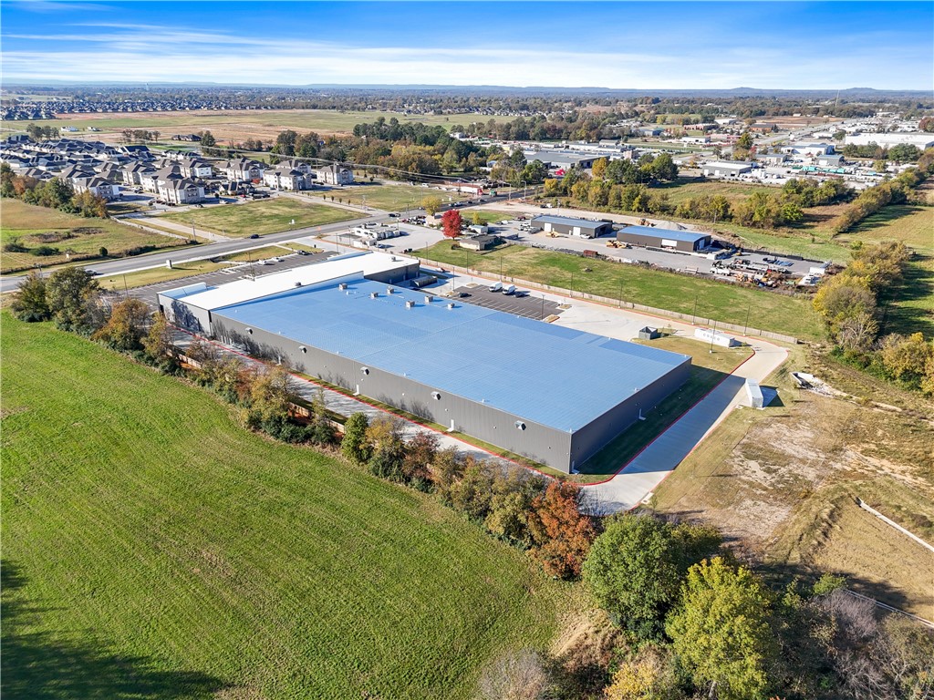 Tontitown Outlots - Commercial Lease