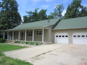 Many nice updates in this 3 BR, 2 BA home in Bergman school district. Home has a beautiful covered deck, 2 car garage & kitchen with granite countertops & stainless appliances.