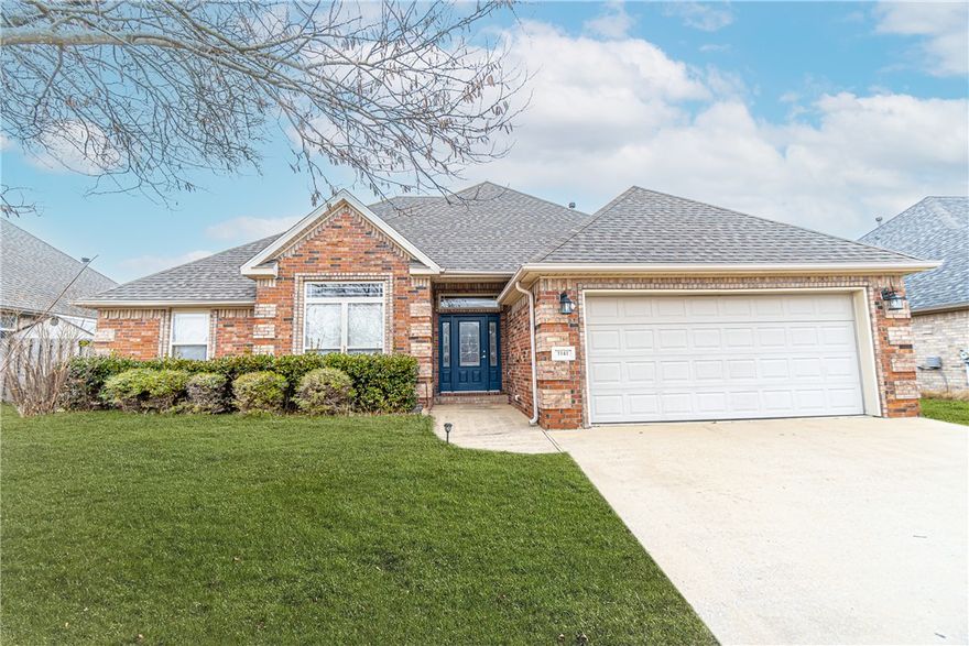 This charming three-bedroom home is located in the heart of Centerton. Upon entering the home you'll walk into a spacious living area with natural light and an open layout, complimented by a cozy wood fire place. The kitchen is equipped with brand new stainless steel appliances, updated cabinets, and granite countertops. There are two full bathrooms that have been recently remodeled with modern fixtures and designer tile flooring. Outside you will find a beautiful backyard perfect for entertaining or simply relaxing outdoors. With its generous living space and unbeatable location, this property is ideal for anyone looking for the perfect rental to call home!