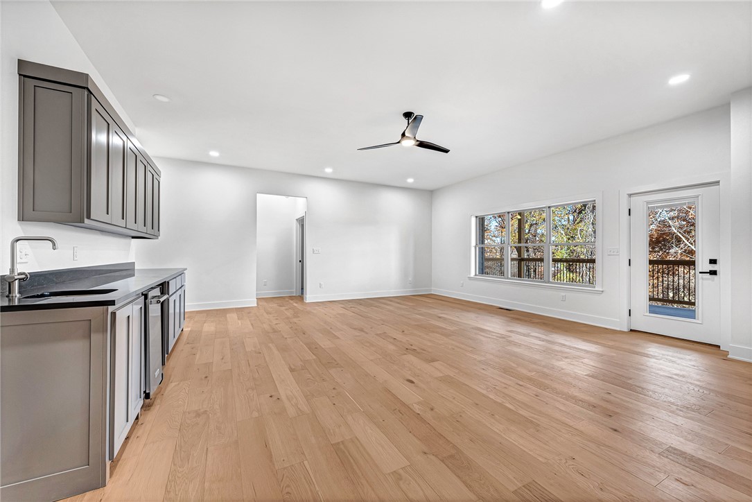 Bluffs Sub, The Bentonville - Residential