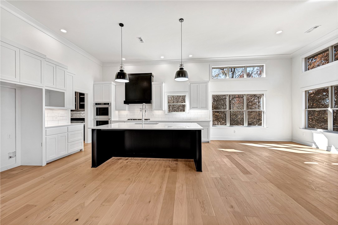 Bluffs Sub, The Bentonville - Residential