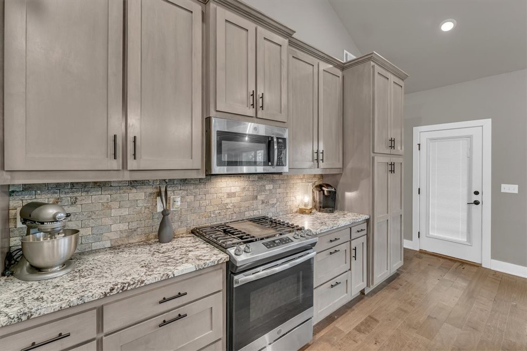 Longview Sub Bvv - Residential