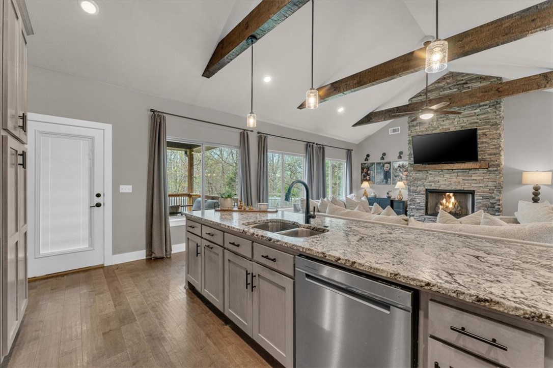 Longview Sub Bvv - Residential