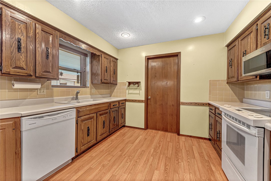 Rosewood Add Rogers - Residential
