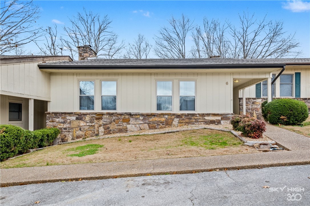 Brompton Courts Bvv - Residential Lease