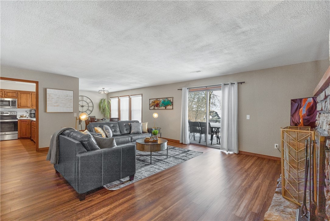 Brompton Courts Bvv - Residential Lease